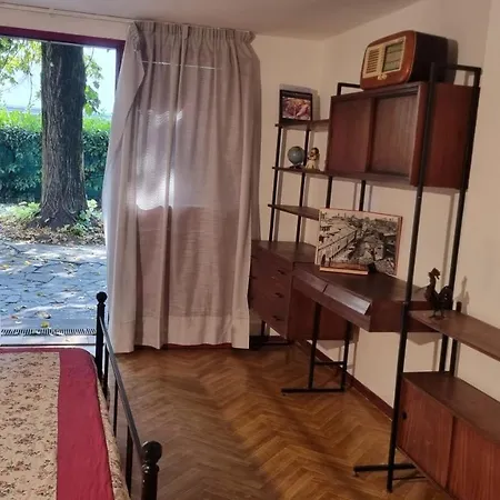 Silvy Apartment *